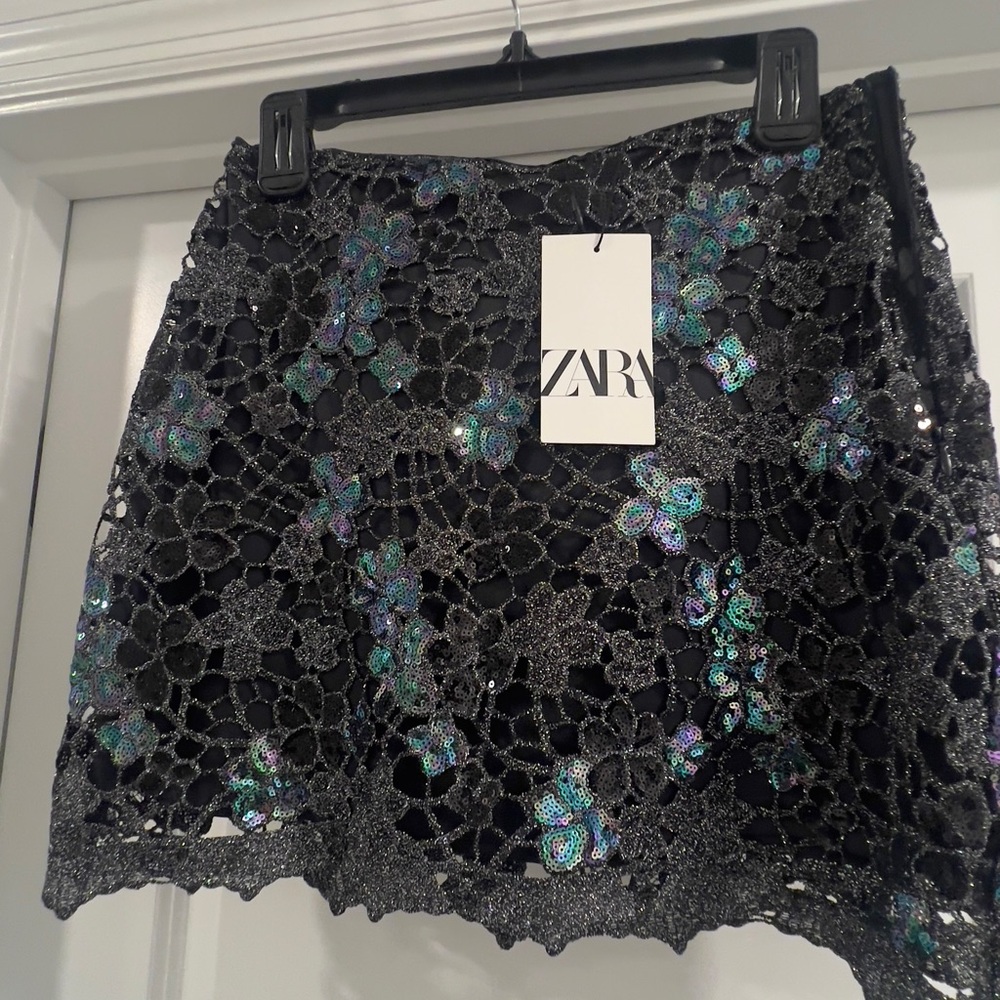 Zara Black Mini Skirt with Iridescent Floral Design - Picture 2 of 3